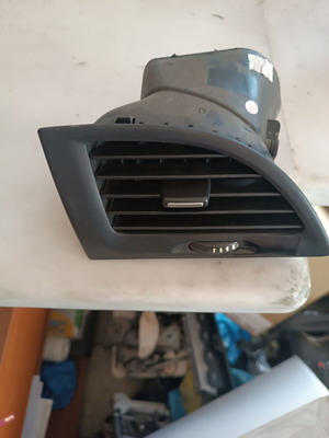 Left and right air vent for Renault Megane '08-'14 used