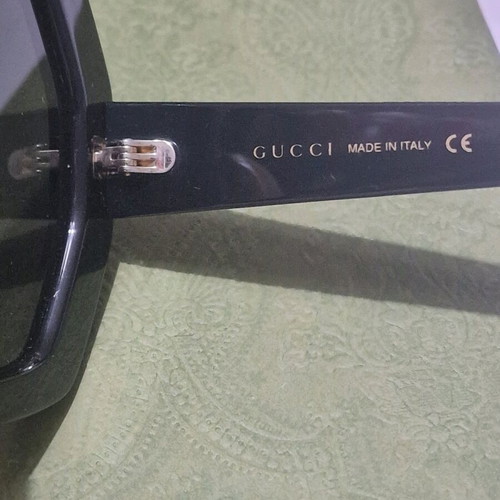 Gucci oversize sunglasses used