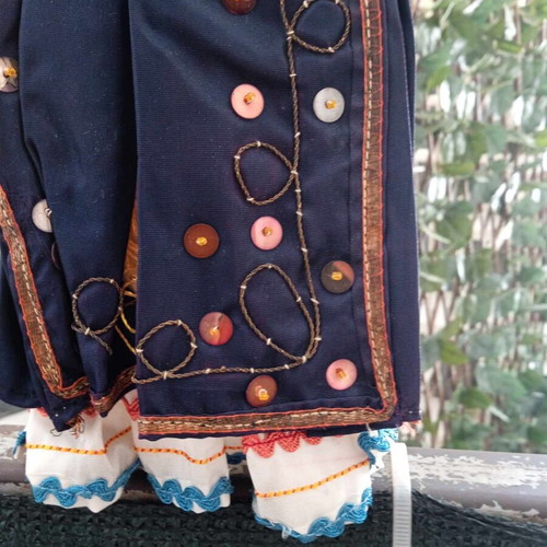 Decorative doll with traditional costume, 35cm