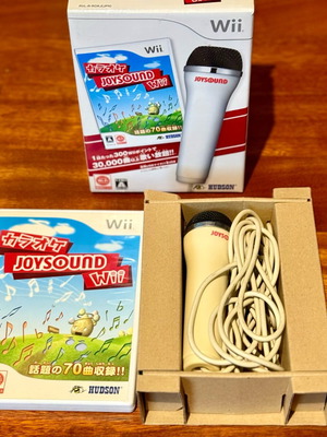 Wii Karaoke JOYSOUND with USB Microphone boxed complete, like new