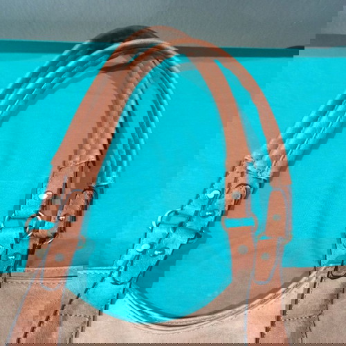 Γυναικείες τσάντες μεταχειρισμένες, 2 μπεζ με δώρο τρίτη δερμάτινη