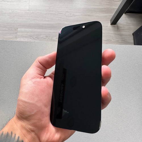 iPhone 17 Pro screen like new, genuine Apple replacement