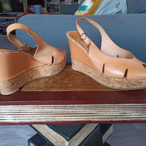 Sandali Capri leather sandals with cork used, beige size 38