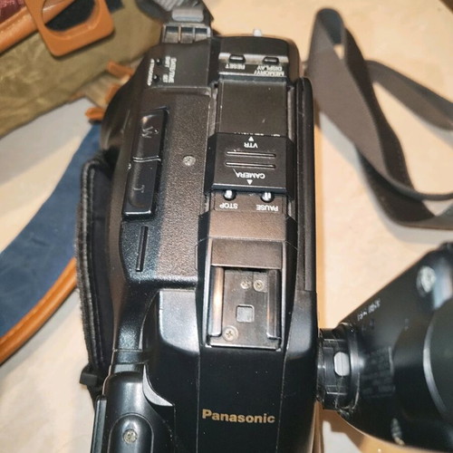 Panasonic video camera like new with accessories
