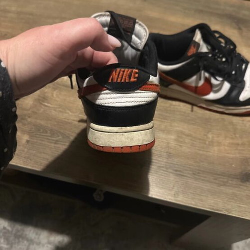 Nike Dunk casual shoe used, size 42, black and red