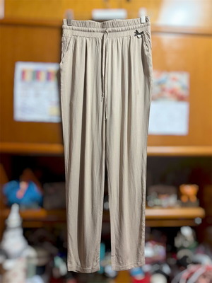 Lynne tapered pants beige size M like new
