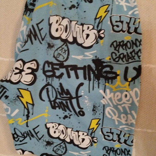 Bermuda shorts for boys used, sizes 128-134, black and blue