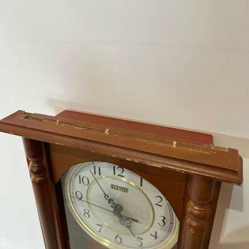 Vintage Citron wall clock pendulum used, analog
