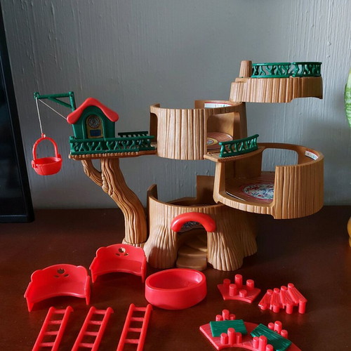 Sylvanian Families vintage treehouse used