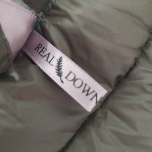 Please down sleeveless jacket, size S-M, green
