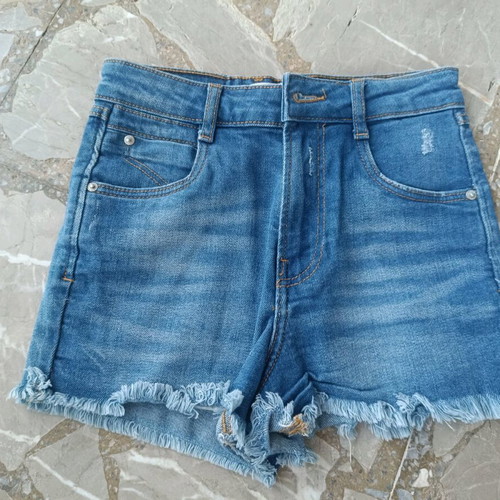 Zara high-waisted denim shorts like new with frayed edges