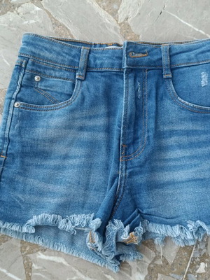Zara high-waisted denim shorts like new with frayed edges