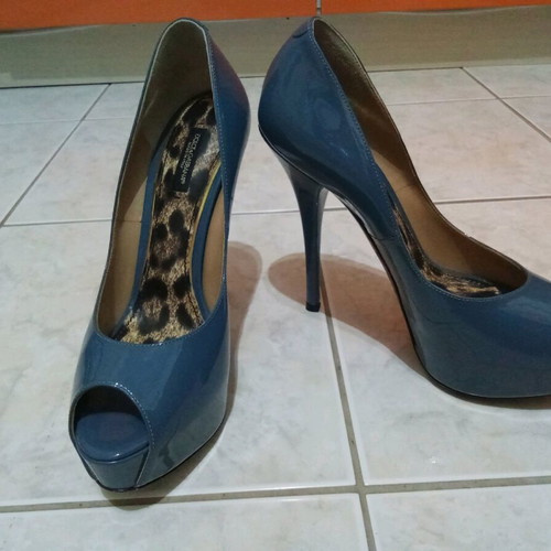 Dolce & Gabbana leather peep-toe pumps size 38½ like new, blue