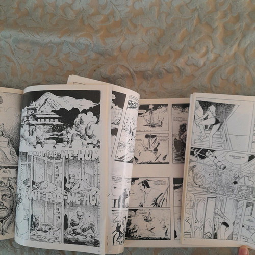 Milo Manara magazines used, pack of 3 issues in Greek