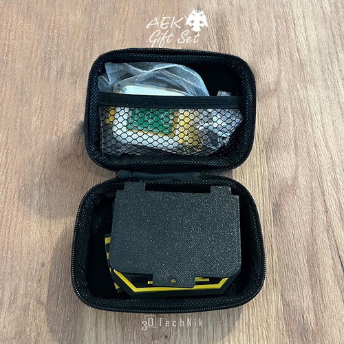 AEK gift set with stadium keychain, desk stand and jersey keychain