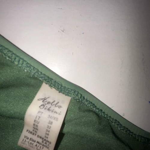 Swimsuit set green size XS like new