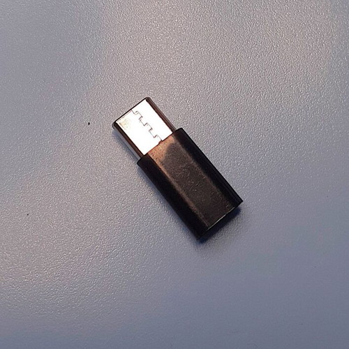 Mini USB to USB-C adapter like new, black