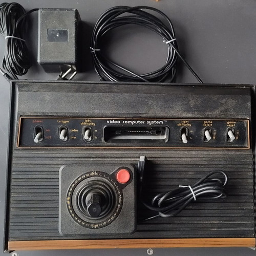 Atari 2600 Woody used, works normally without game