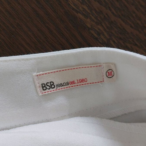 BSB white shorts skirt like new with cutouts size M
