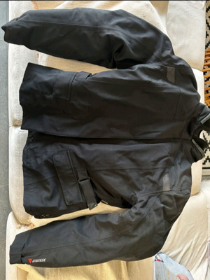 Dainese jacket like new, size medium, black