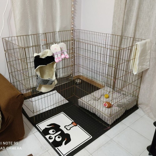 Indoor dog playpen like new, gold color