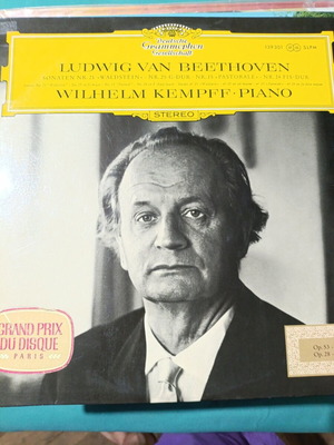 Ludwig van Beethoven piano sonatas vinyl record, classical