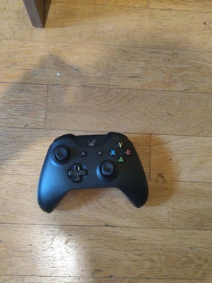 Xbox controller like new