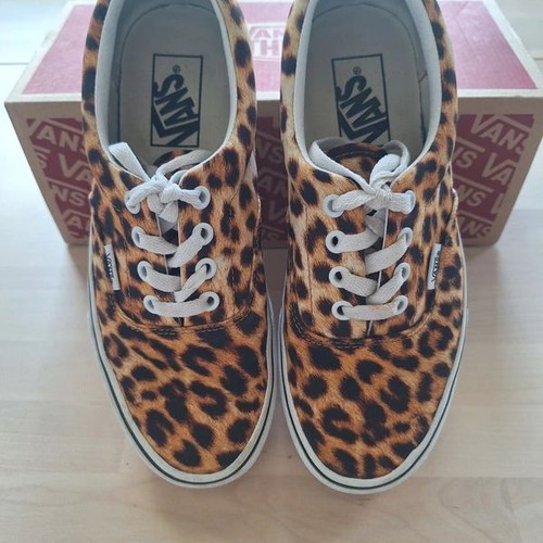 Vans Era Leopard Print Sneakers Like New, Size 37
