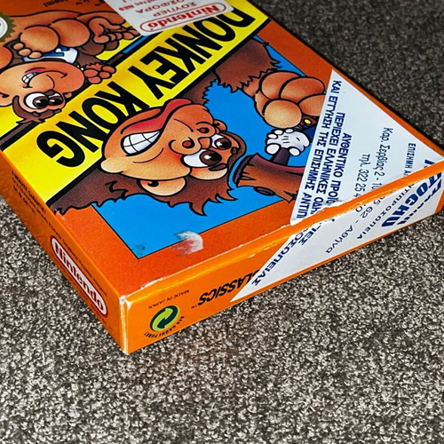 Donkey Kong Nintendo NES used with Greek instructions and complete set