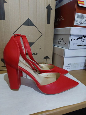 Alta Moda red heels size 41 like new with ankle strap