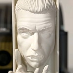 Dracula wall mount white like new