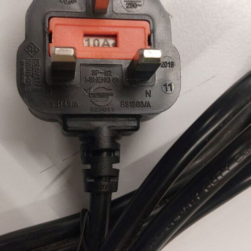 Laptop adaptor new UK 10A 250V