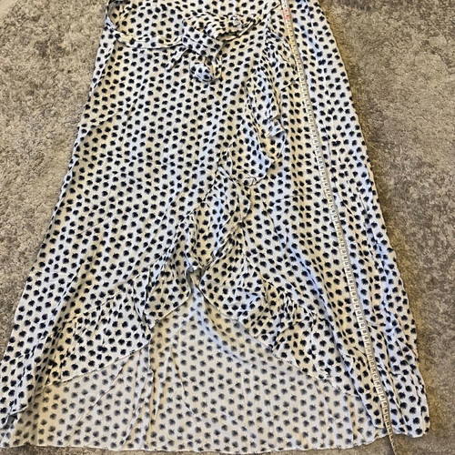 White midi skirt with ruffles and print S/M like new