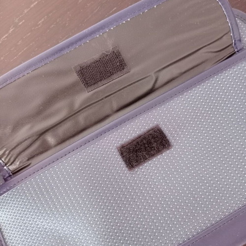 Toiletry bag EKG like new, blue