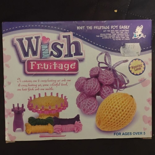 Wish Fruitage knitting craft set with 2 tools new