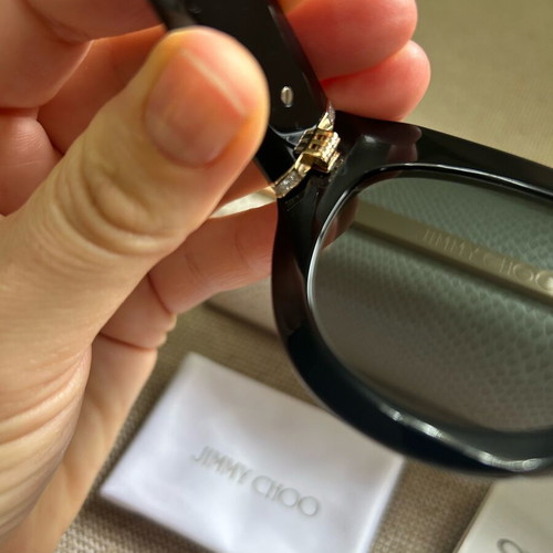 Jimmy Choo black cat-eye sunglasses like new with gold details