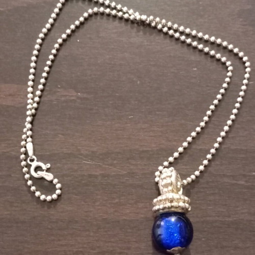 Silver necklace 915 with blue Murano pendant like new