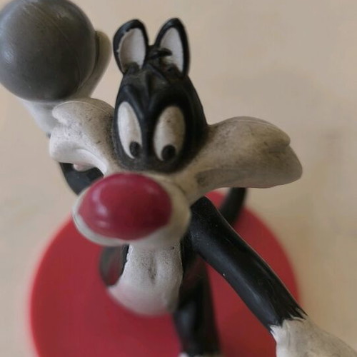 Sylvester collectible figure Warner Bros like new