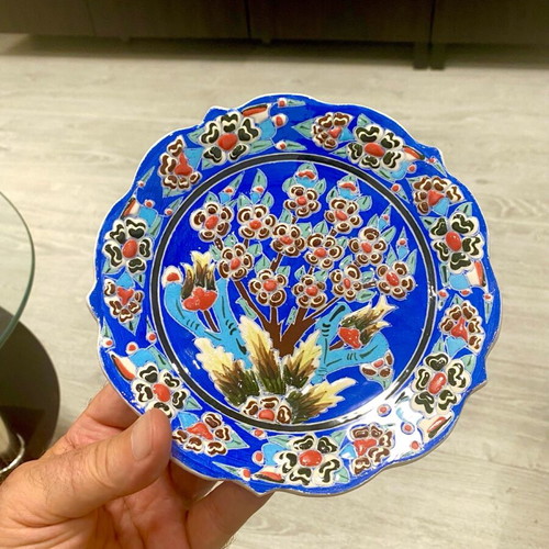 Kutahya plates collectible, handmade, set of 3 pieces