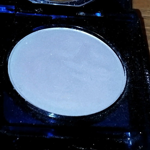 Estee Lauder single eyeshadow Violet like new