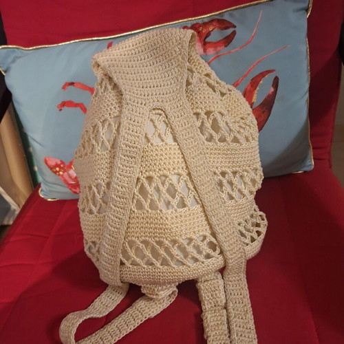 Handmade knitted back pack beige like new with lining and inner pocket