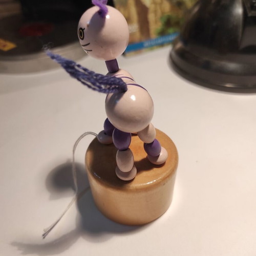 Eichhorn wooden cat figure like new