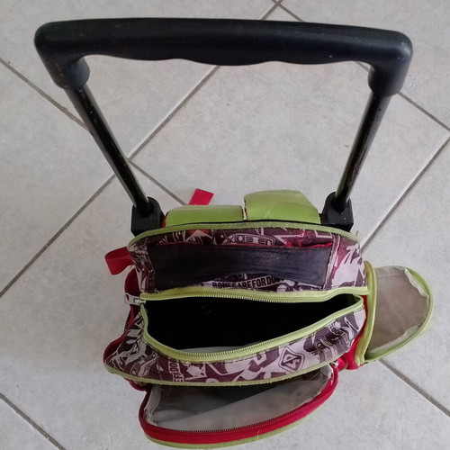 Scooby Doo kindergarten trolley bag used