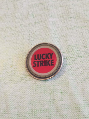 Lucky Strike ολογραφική καρφίτσα vintage, σαν καινούργιο, διαφημιστική 90s