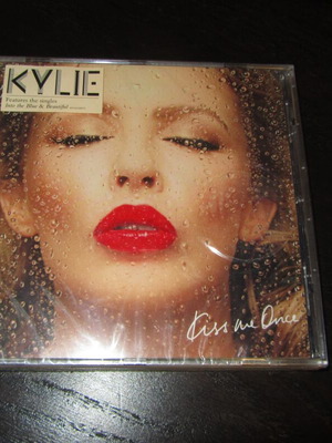 Kylie Minogue Kiss Me Once CD σφραγισμενο