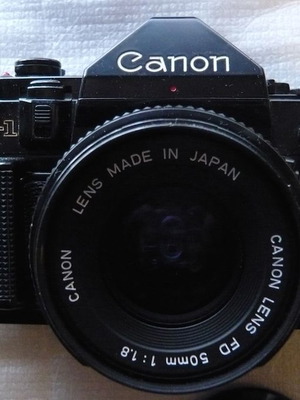 Canon A-1 αναλογική SLR φωτογραφική μηχανή με φακό Canon 50/1.8 μεταχειρισμένη