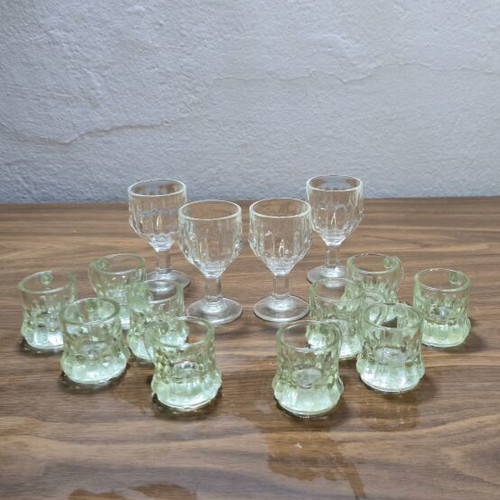 Vintage Mini Glasses Collection 14 Pieces like new