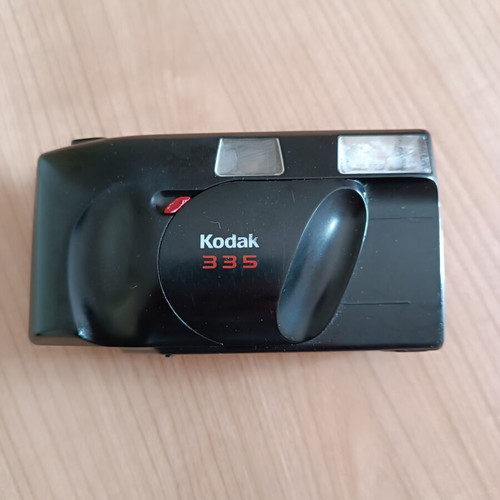 Kodak 335 Electronic Flash 35mm Camera used, vintage collectible