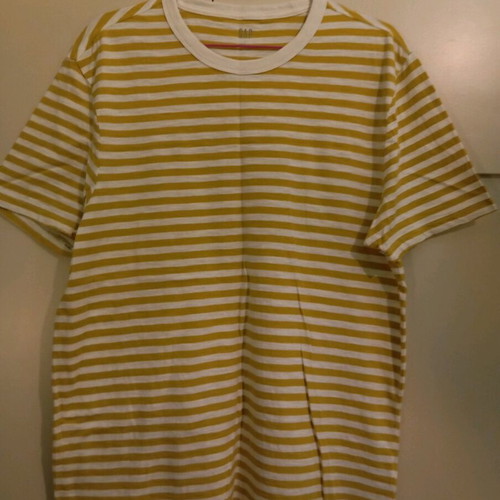 Gap men's striped t-shirt large like new, ochre-white