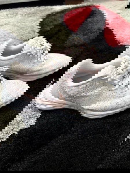 Nike 35.5 EU